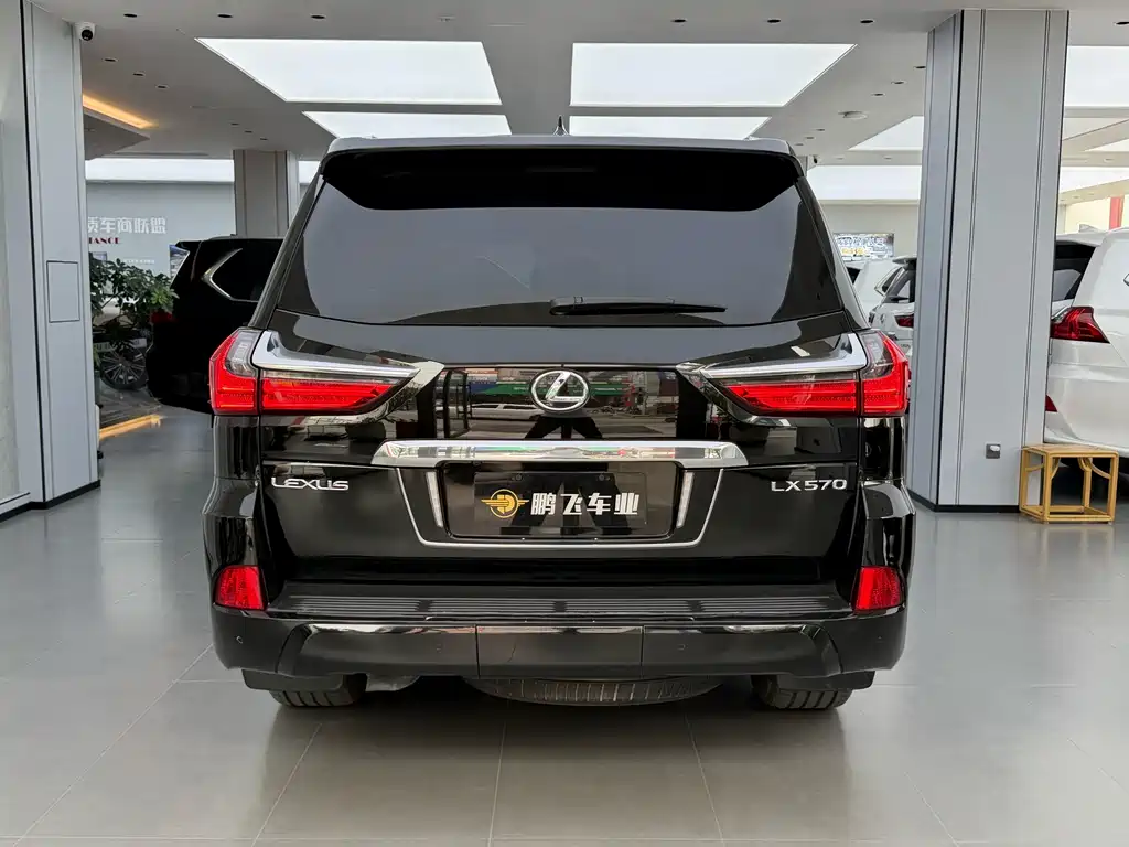 Lexus LX 2019 570 Luxury