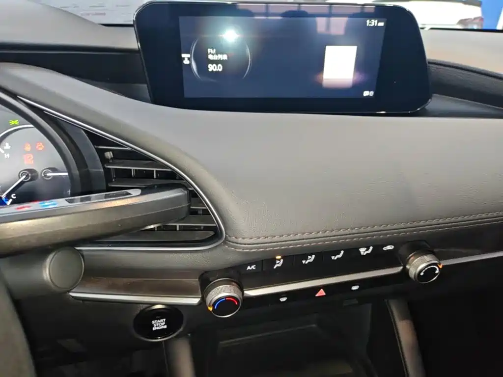 Mazda 3 Axela — миниатюра 13