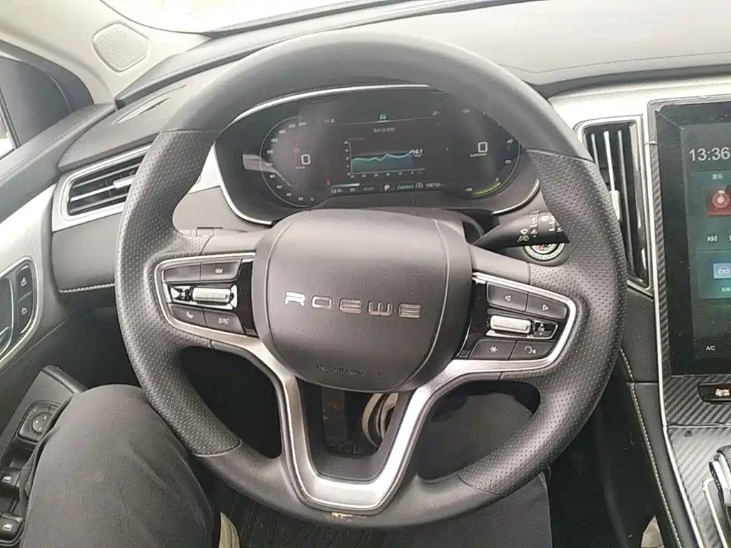 Roewe i6 MAX New Energy — миниатюра 11