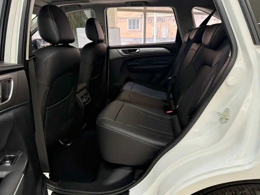 Haval M6 2021 PLUS 1.5T DCT Luxury