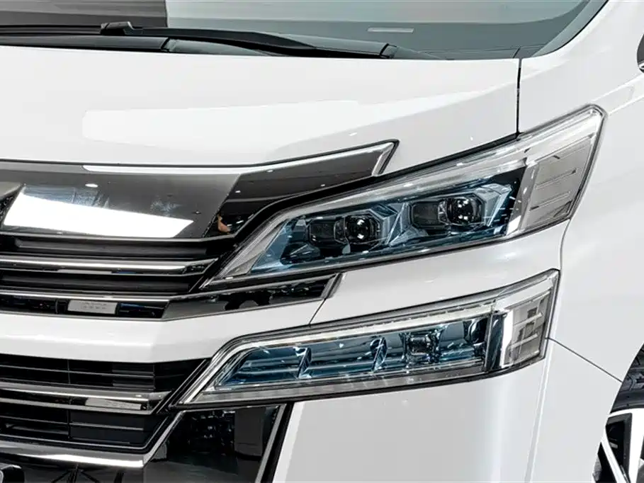 Toyota Vellfire 2019 2.5L HV Luxury