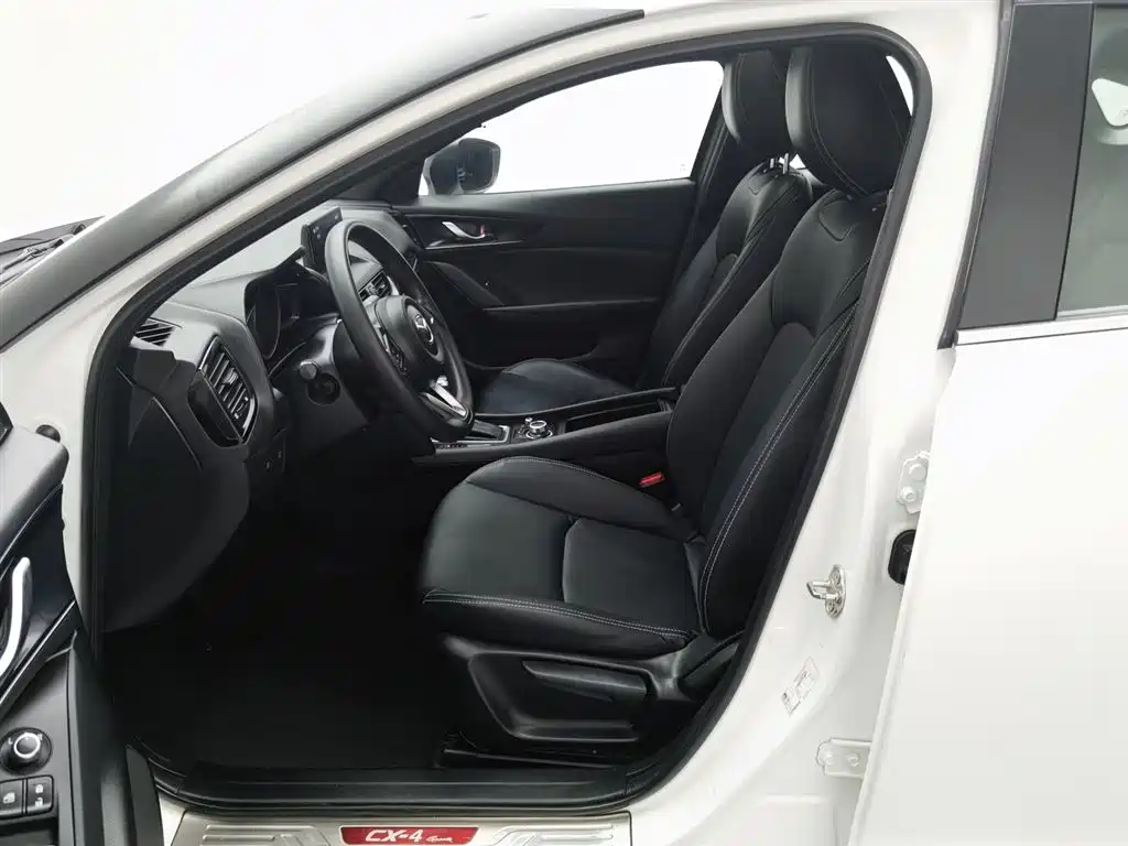 Mazda CX-4 2020 2.0L AT