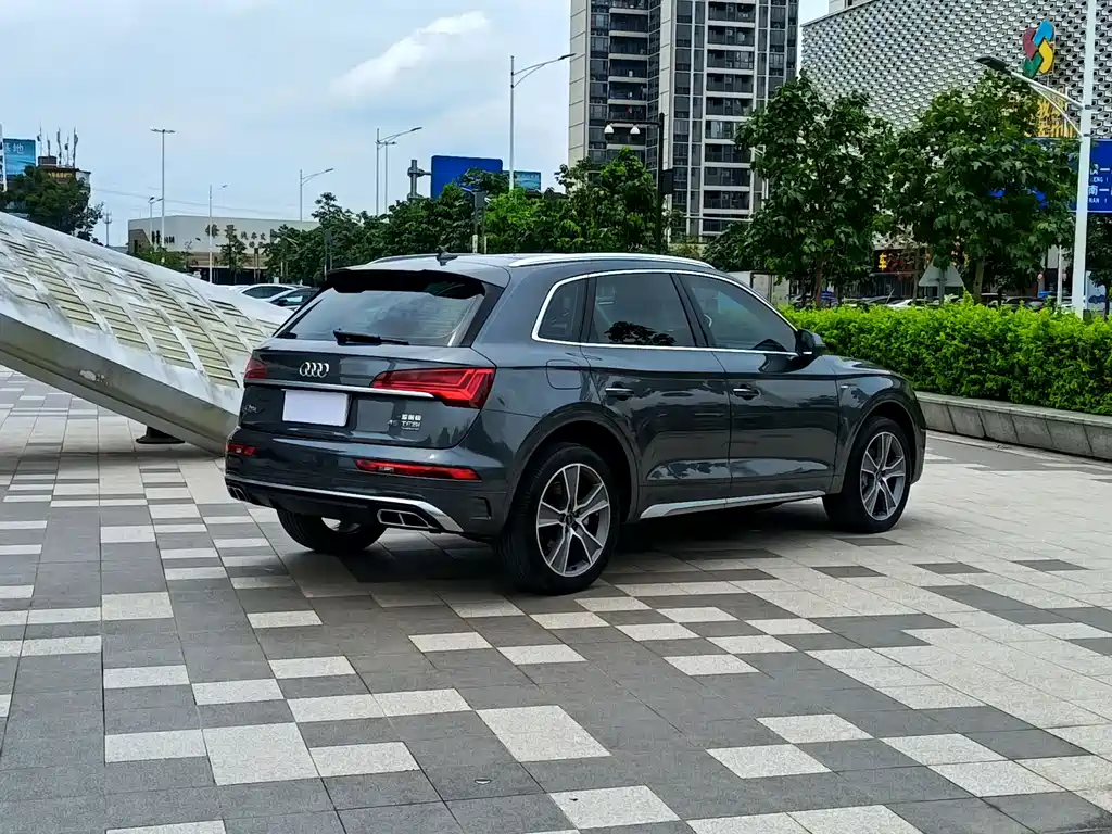 Audi Q5L 2022 45T Luxury