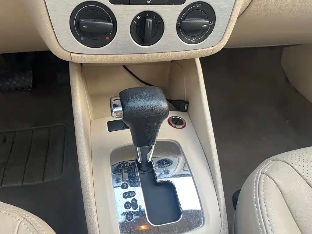 Volkswagen Bora — миниатюра 15