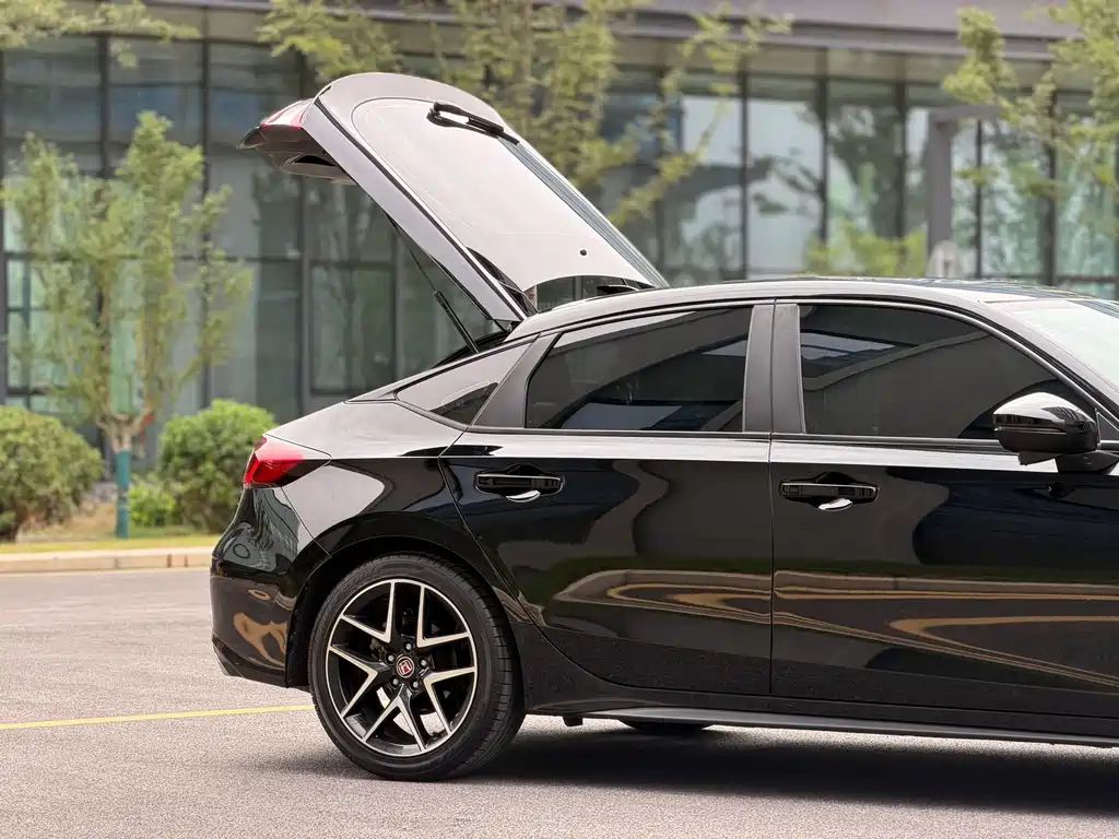 Honda Civic — миниатюра 9