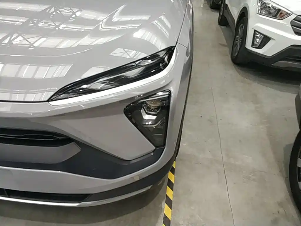 NIO ES6 — миниатюра 24