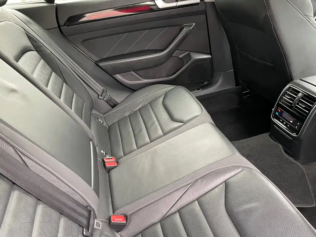 Volkswagen CC — миниатюра 19