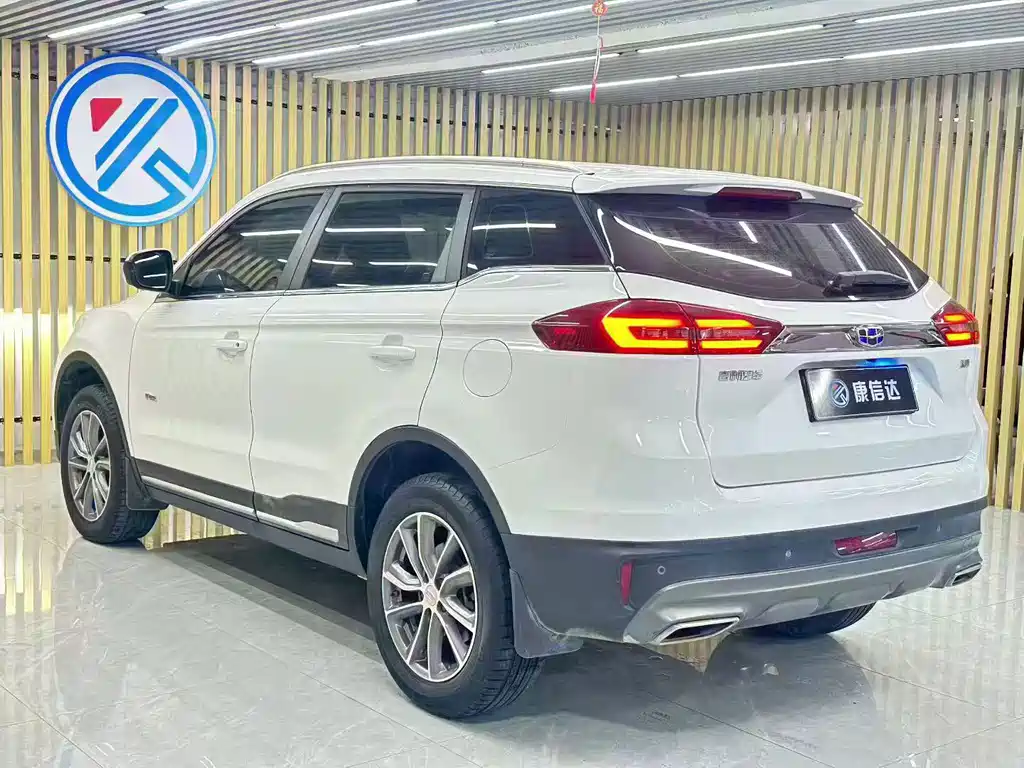 Geely Boyue — миниатюра 9