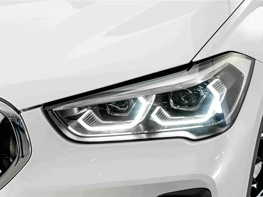 BMW X1 — миниатюра 4