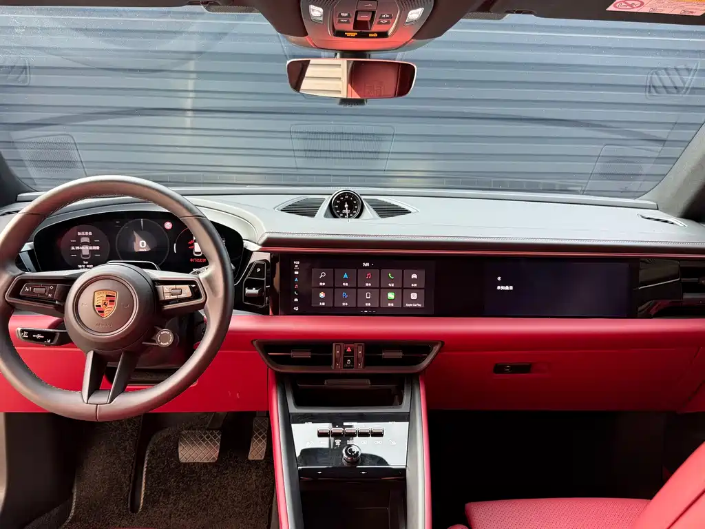 Porsche Macan EV — миниатюра 11