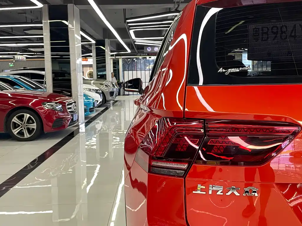 Volkswagen Tiguan L — миниатюра 52