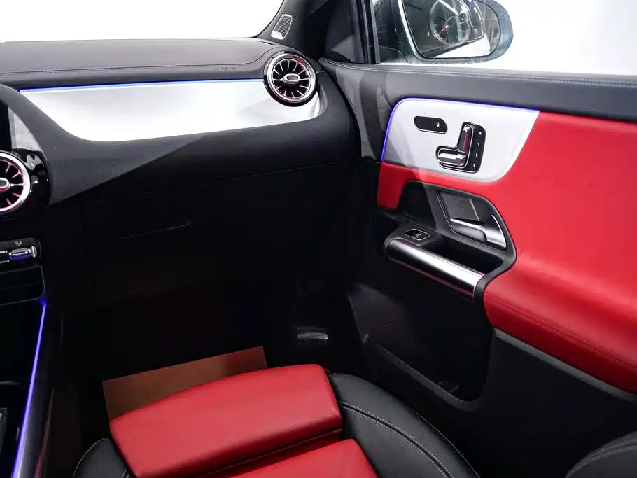 Mercedes-Benz GLA AMG — миниатюра 24