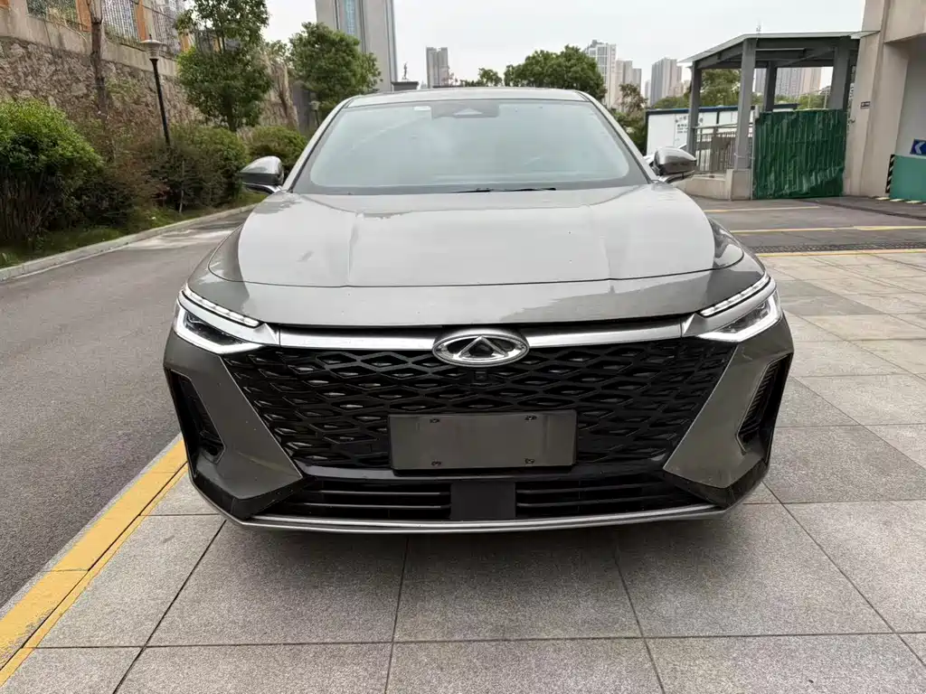CHERY ARRIZO 8