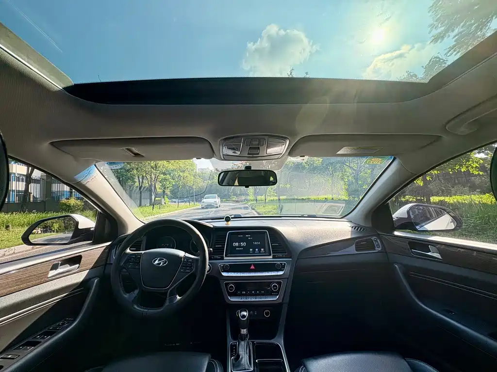 Hyundai Sonata PHEV — миниатюра 13