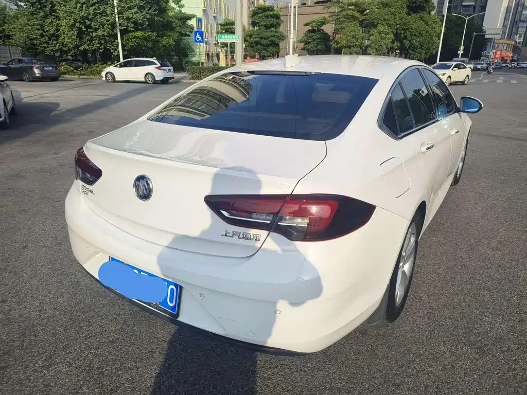 Buick Regal — миниатюра 11