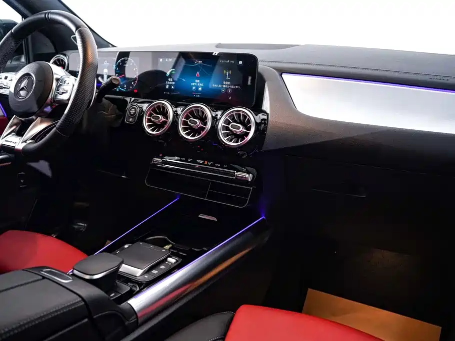 Mercedes-Benz GLA AMG — миниатюра 25