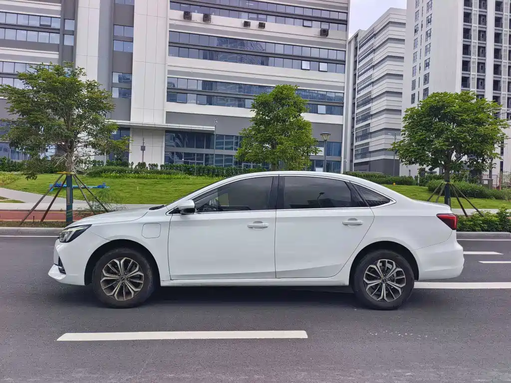 Roewe i6 MAX 2022 EV 500 Premium