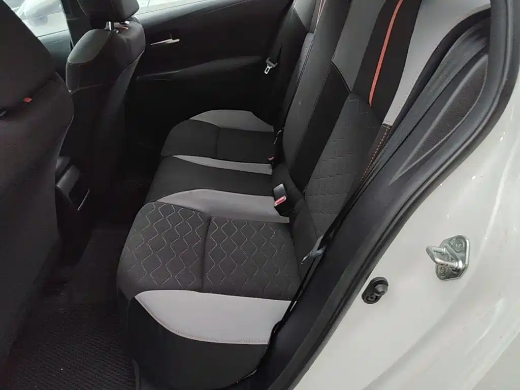 Toyota Corolla — миниатюра 17