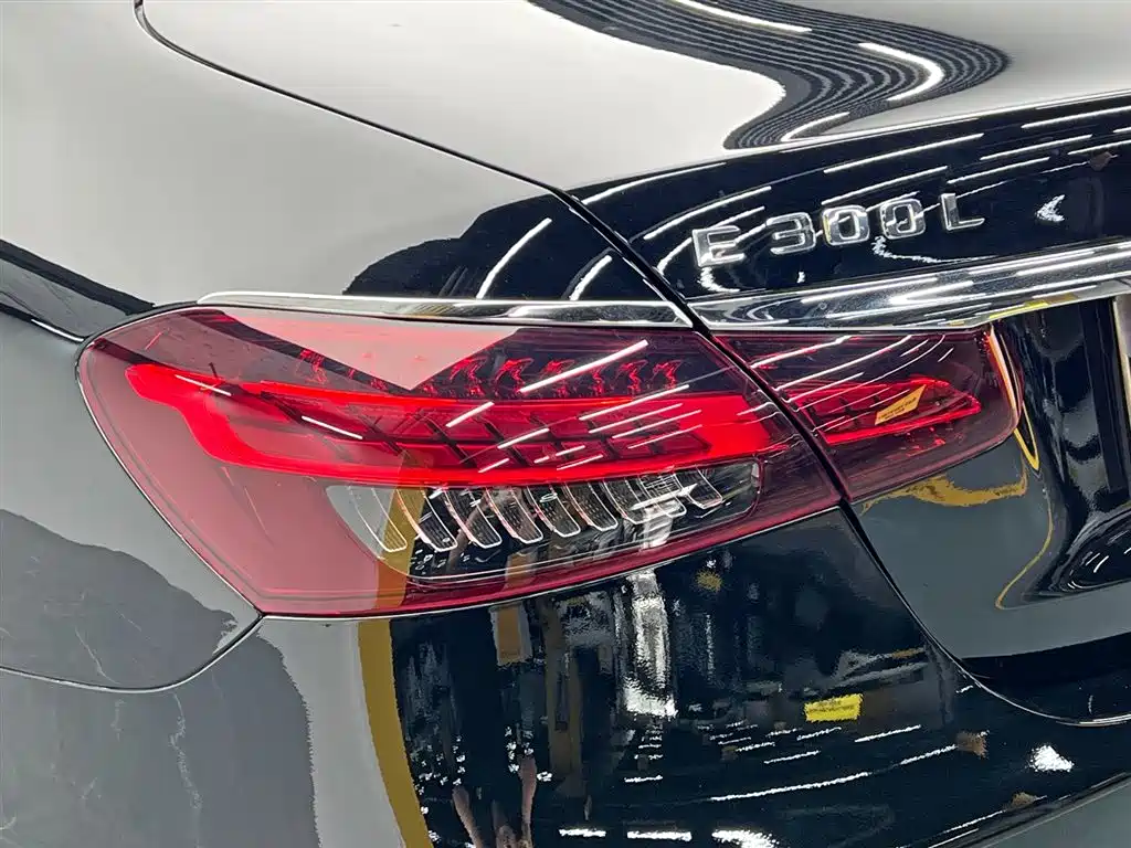 Mercedes-Benz E-Class E 2023 E 300 L Luxury