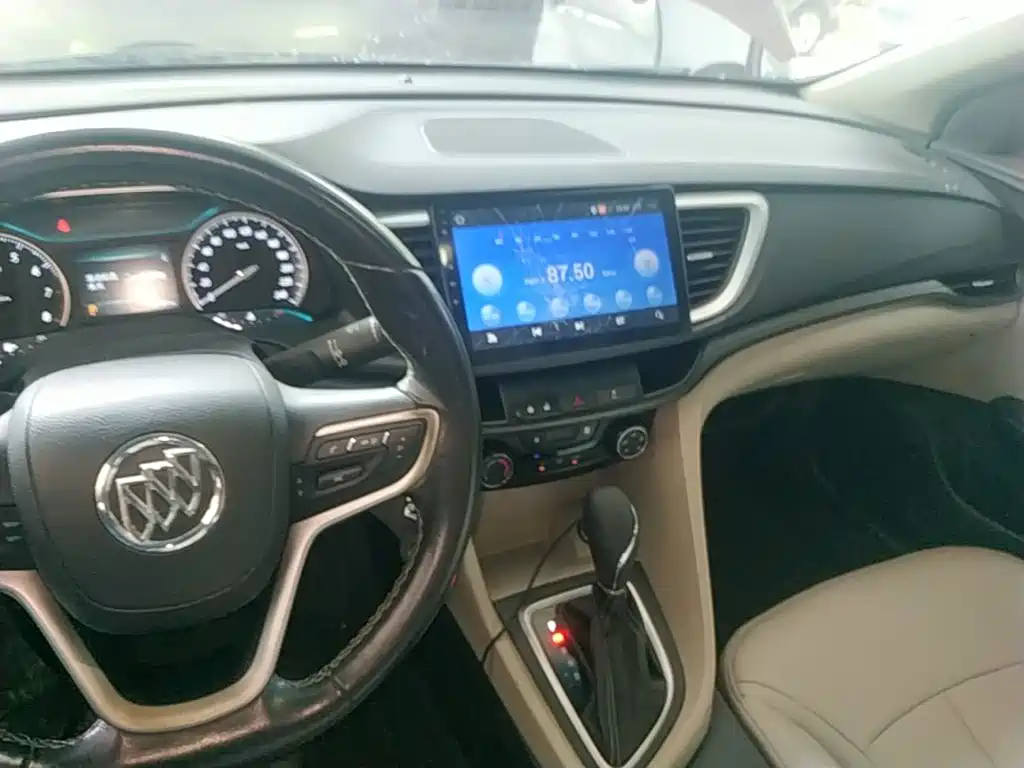 Buick Excelle — миниатюра 10