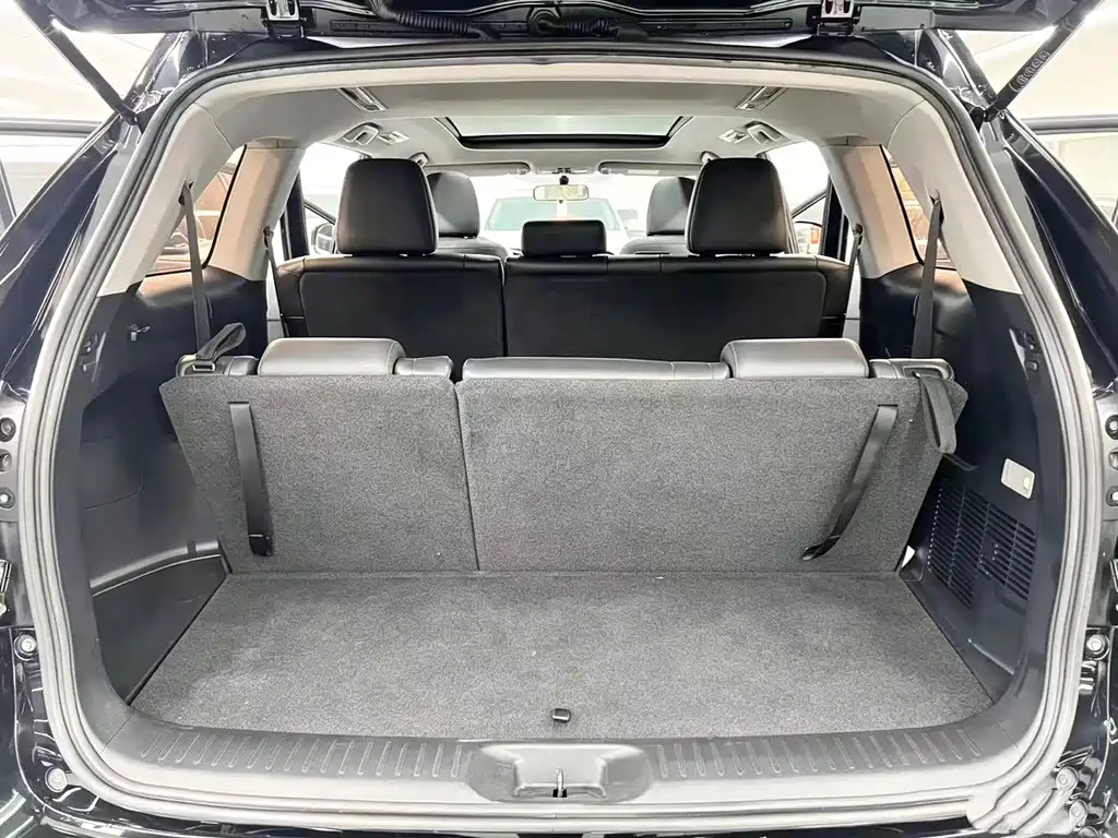 Toyota Highlander — миниатюра 20