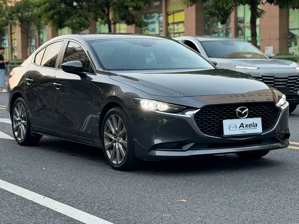 Mazda 3 Axela — миниатюра 3