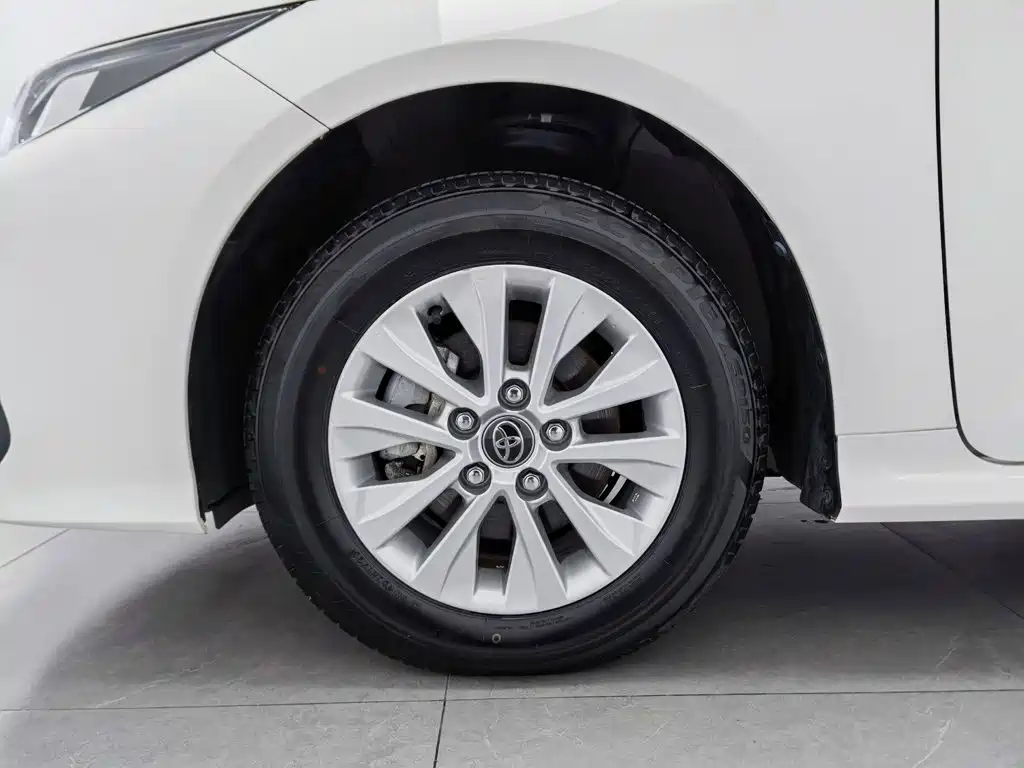 Toyota Corolla — миниатюра 17
