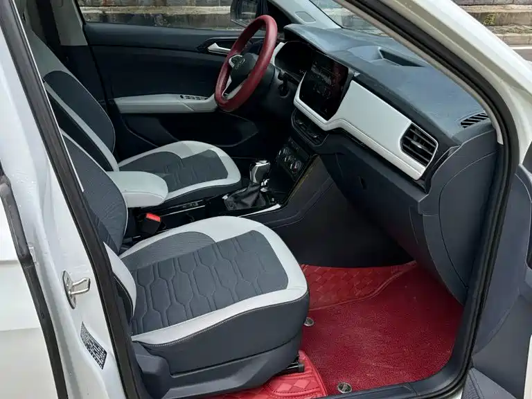 Volkswagen Tharu — миниатюра 16