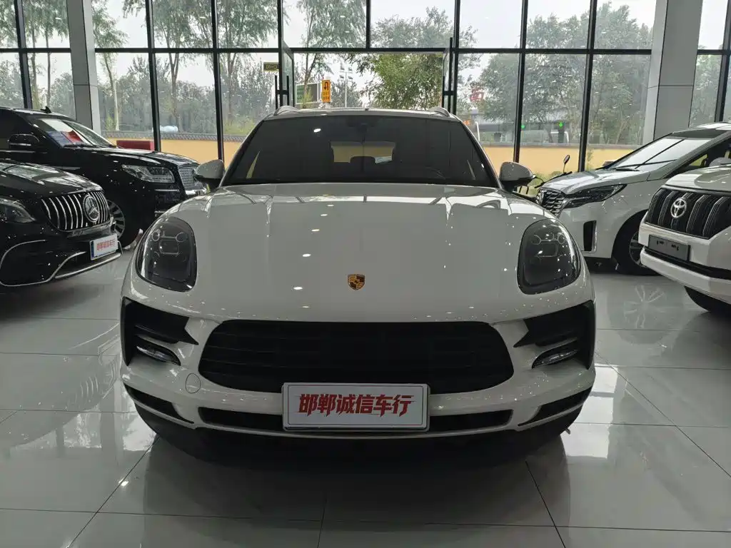 Porsche Macan — миниатюра 2