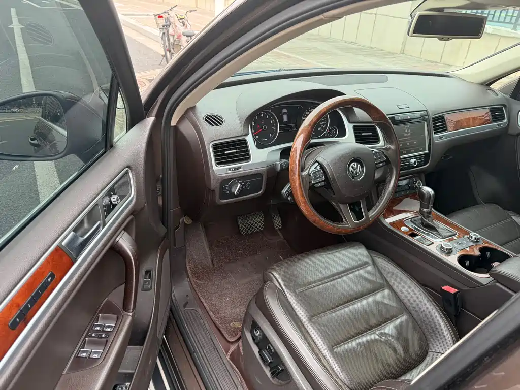 Volkswagen Touareg — миниатюра 4