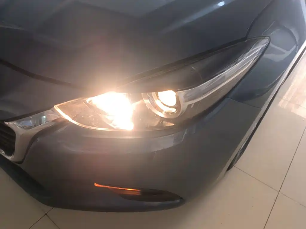 Mazda 3 Axela — миниатюра 24