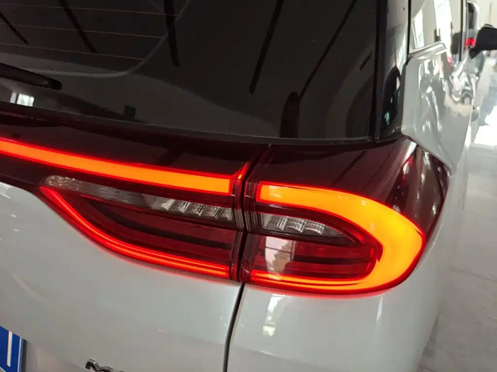 GAC Motor Trumpchi M6 — миниатюра 8