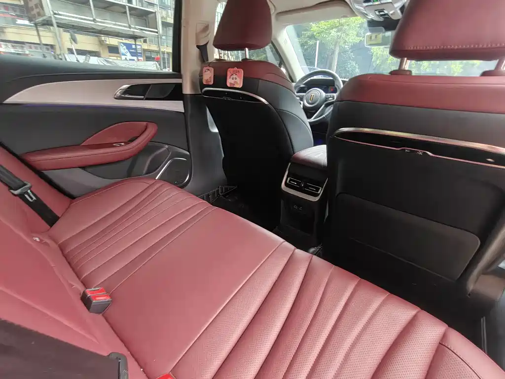 Hongqi Hongqi H5 — миниатюра 13