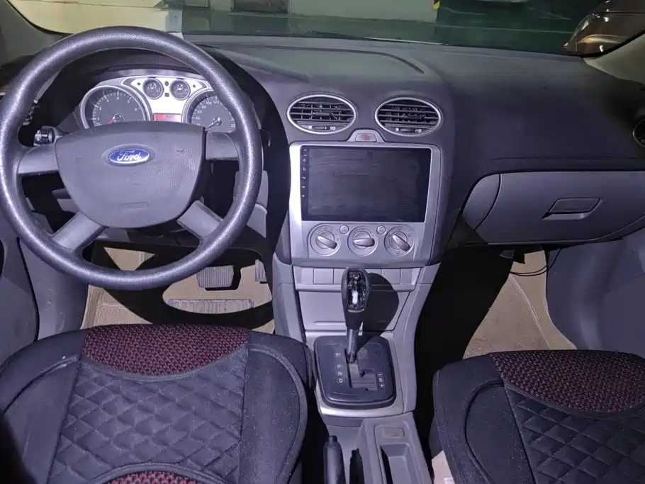 Ford Focus — миниатюра 12