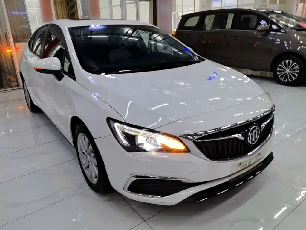 Buick Verano — миниатюра 4