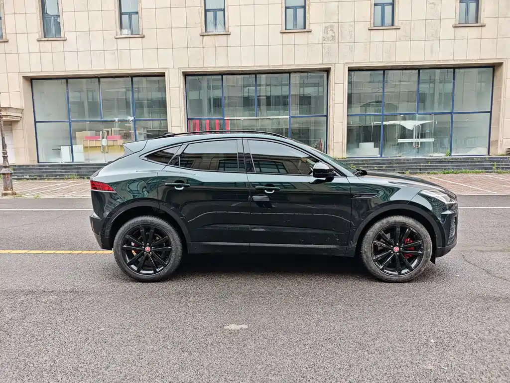 Jaguar E-Pace 2024 Sport R-DYNAMIC SE BLACK