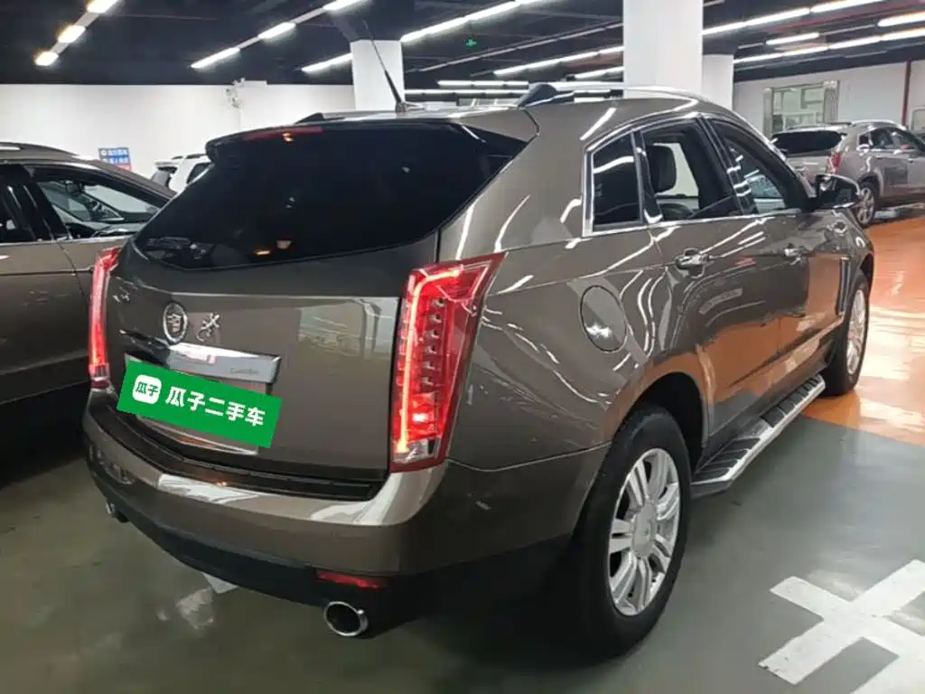 Cadillac SRX — миниатюра 7