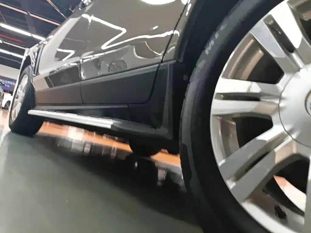 Cadillac SRX — миниатюра 22