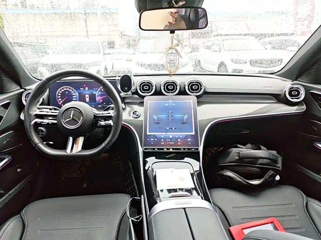 Mercedes-Benz C-Class — миниатюра 10