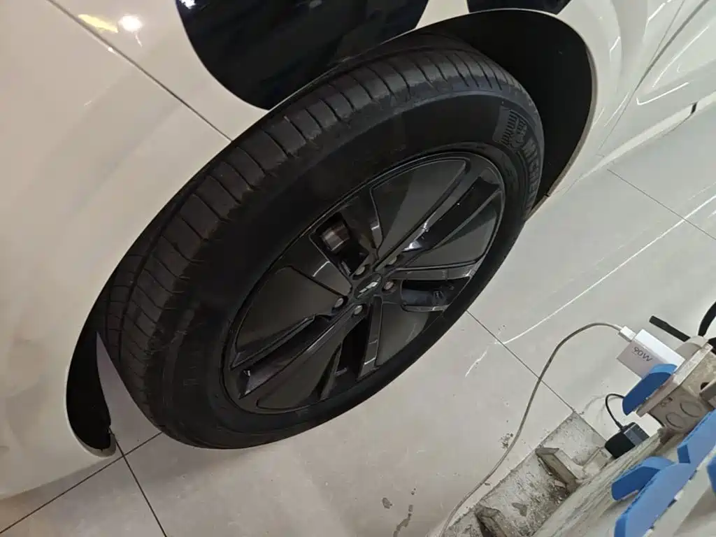 Li Auto Li L6 — миниатюра 23
