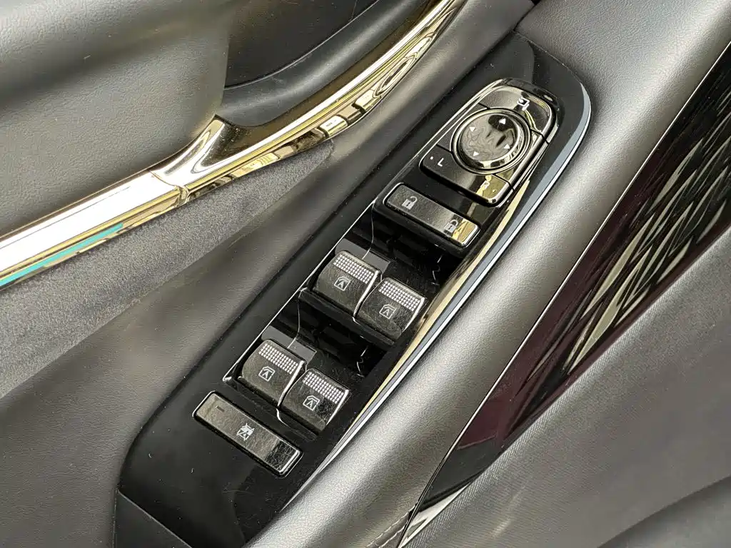 GAC Trumpchi M8 2023 — фото 12
