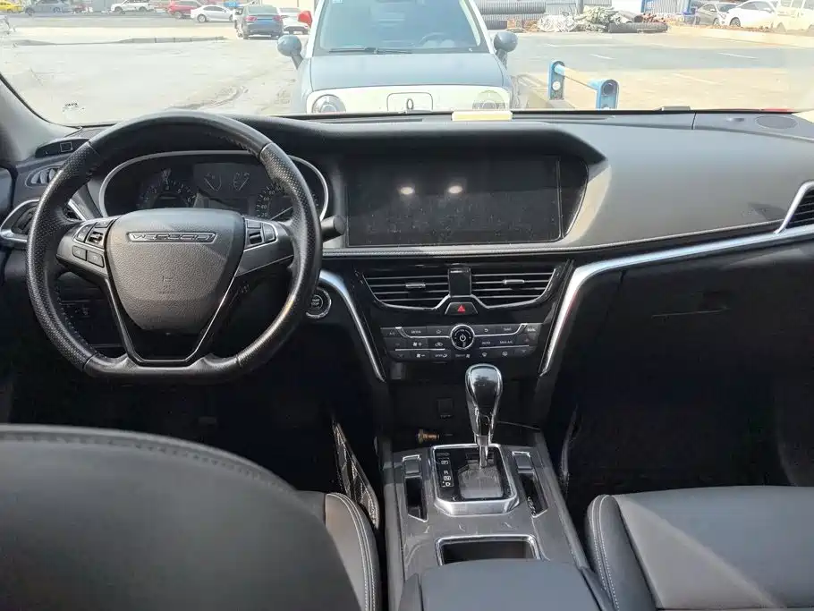 Venucia T90 — миниатюра 12