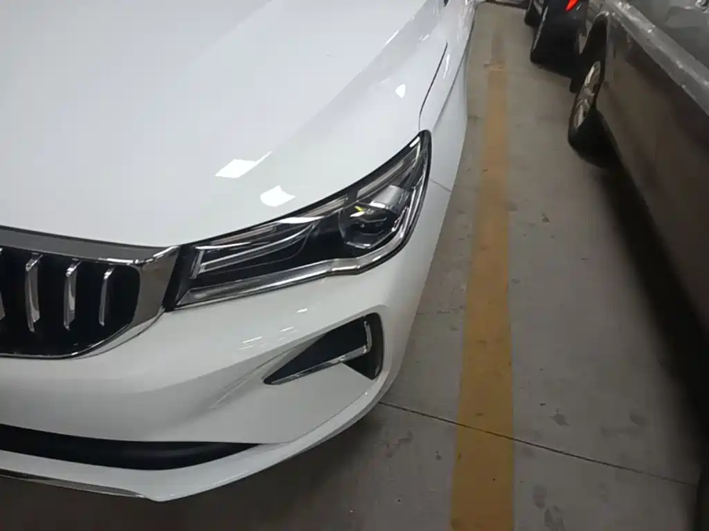 Geely Emgrand — миниатюра 24