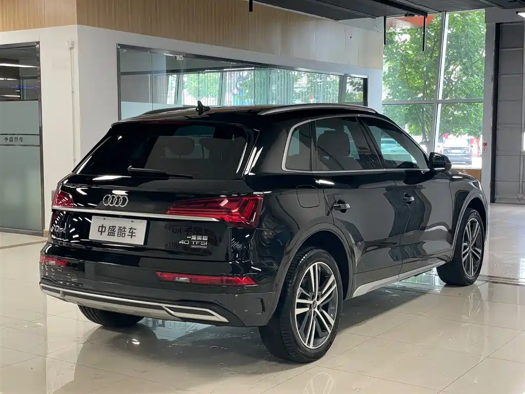 Audi Q5L 2022 40T Luxury