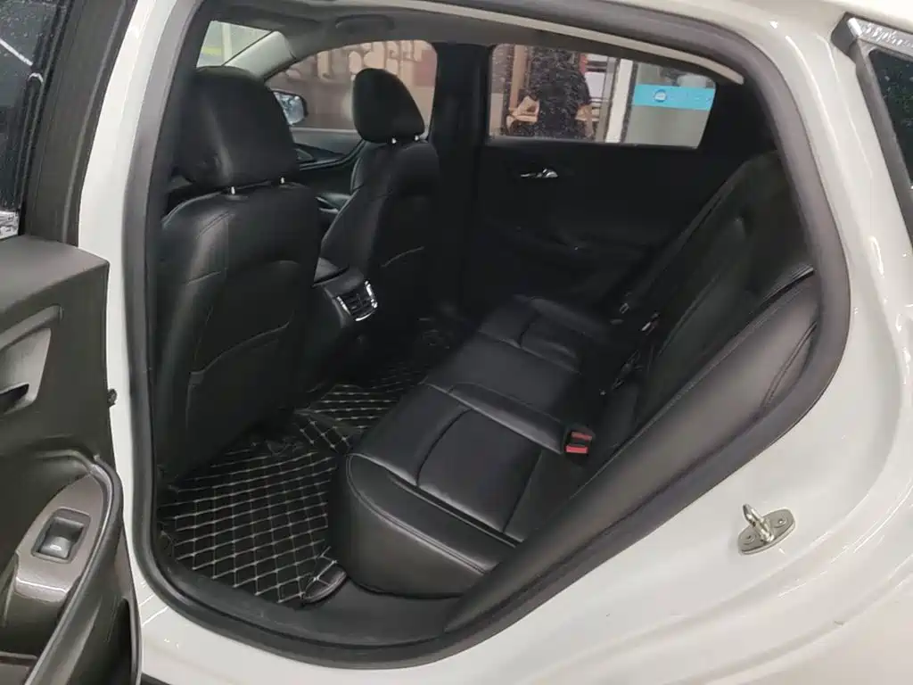 Chevrolet Malibu XL — миниатюра 17
