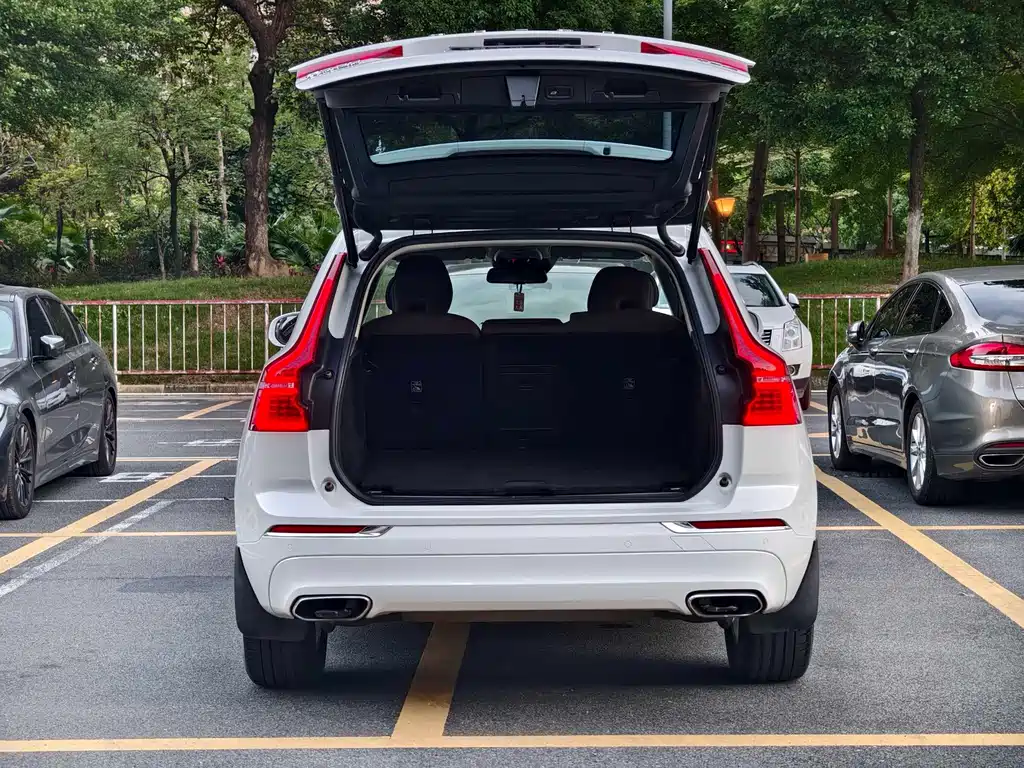 Volvo XC60 — миниатюра 6