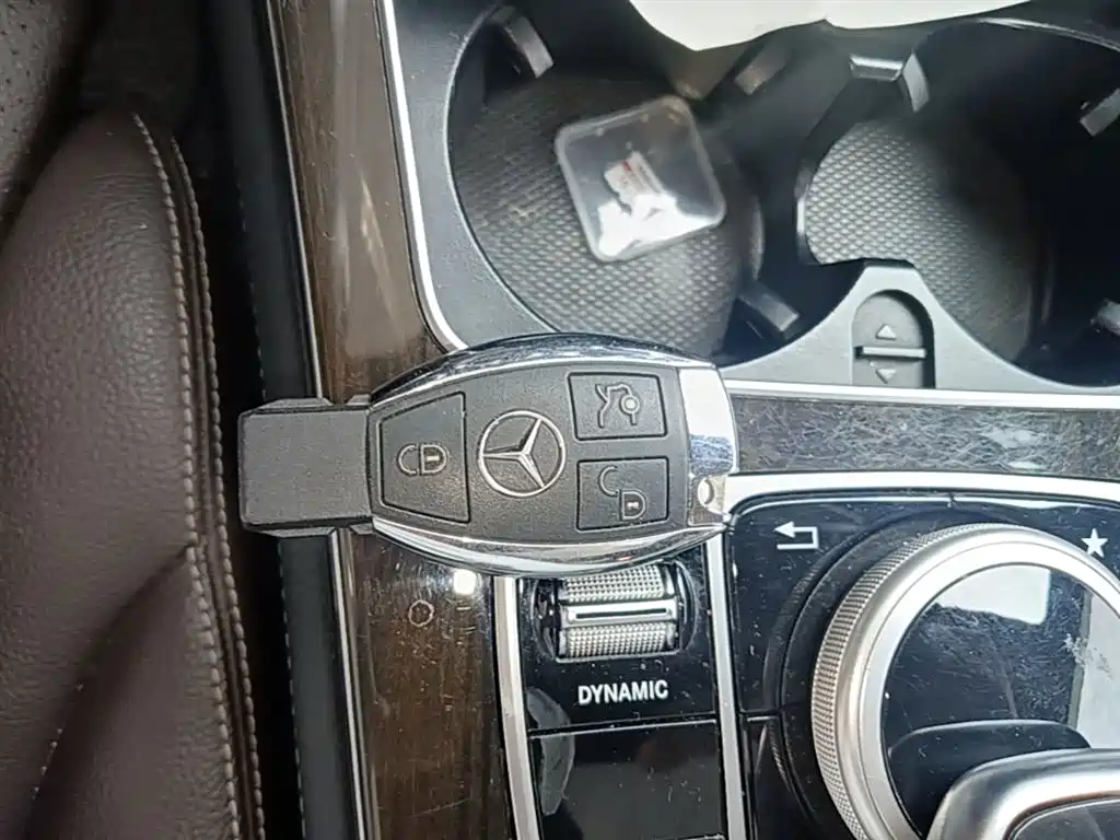 Mercedes-Benz GLC 2016 GLC 260 4MATIC Luxury