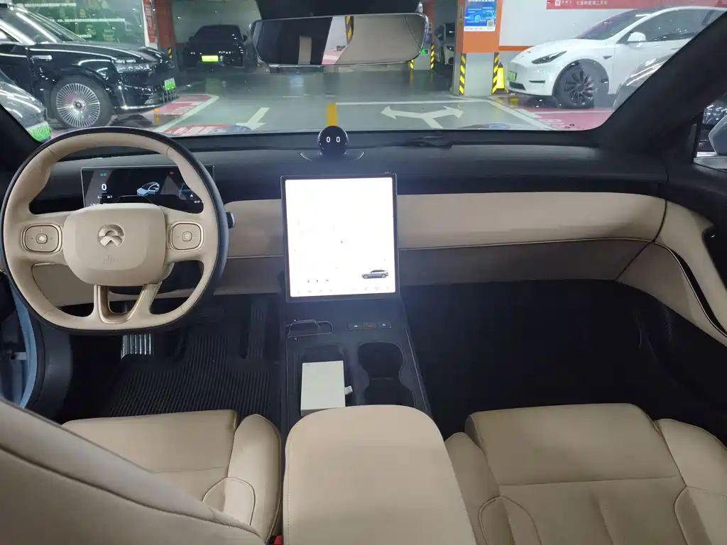 NIO ET5T — миниатюра 4