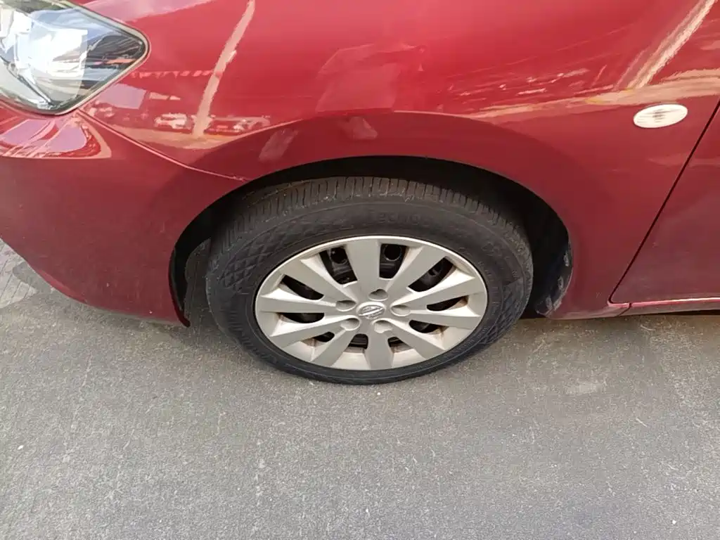 Nissan Tiida — миниатюра 23