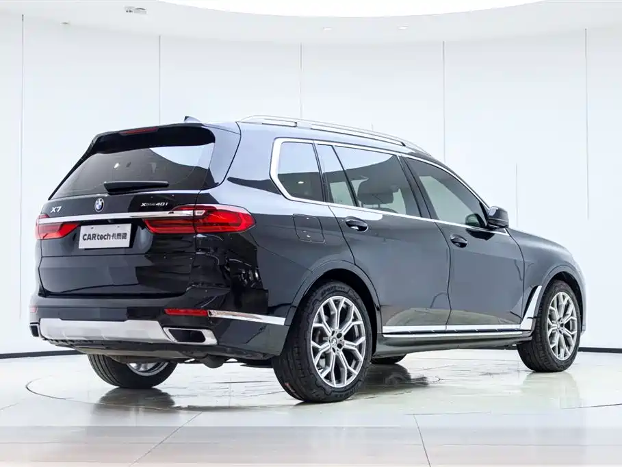BMW X7 2022 xDrive40i Lead Luxury